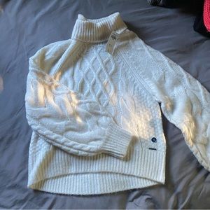 NWT Cable Knit Turtleneck Puff Sleeve Sweater